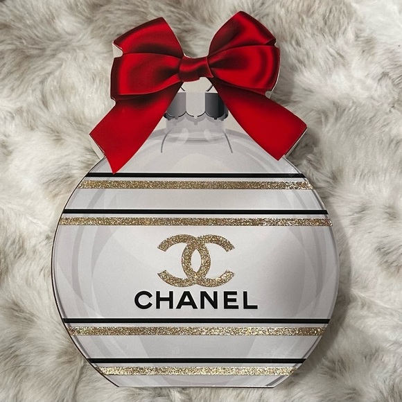 unbranded Other - Holiday Fashion Ornament Wood Display